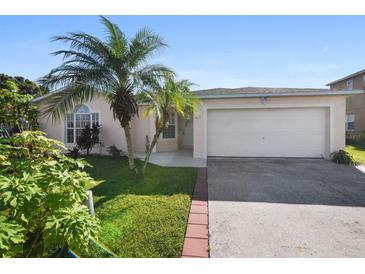 Photo one of 829 Palermo Ct Kissimmee FL 34758 | MLS O6199423