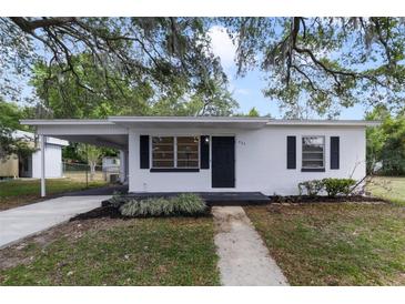 Photo one of 523 N Floyd Cir Deltona FL 32725 | MLS O6200670