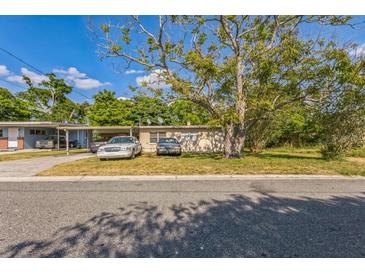 Photo one of 124 Edgewater Dr Winter Haven FL 33881 | MLS O6200714