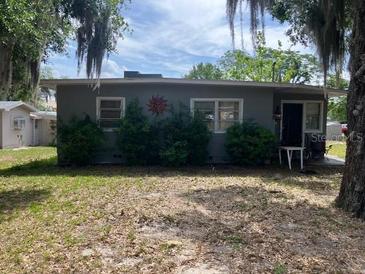 Photo one of 514 N Sinclair Ave Tavares FL 32778 | MLS O6200759