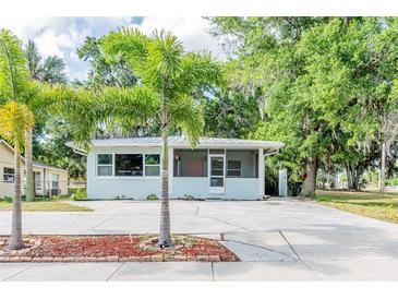 Photo one of 469 W Broome St Clermont FL 34711 | MLS O6201036