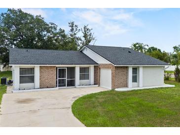 Photo one of 601 Bogie Ln Kissimmee FL 34759 | MLS O6218543