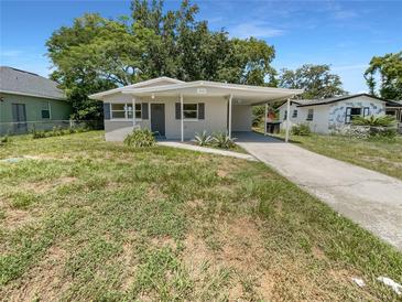 Newly renovated home with carport and landscaped yard at 260 Pineview Dr, Oviedo, FL 32765