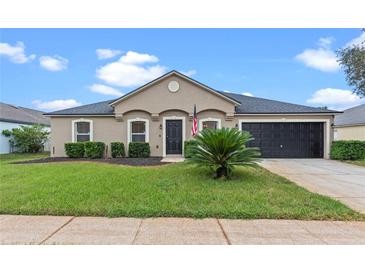 Photo one of 306 Velveteen Pl Chuluota FL 32766 | MLS O6233410