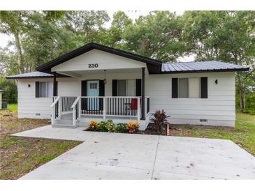 Photo one of 230 3Rd St Geneva FL 32732 | MLS O6242714