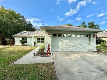 Photo one of 10606 Reagans Run Dr Clermont FL 34711 | MLS O6245563