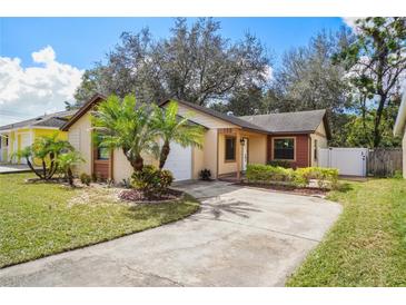 Photo one of 138 Lake Dr Orlando FL 32835 | MLS O6251019