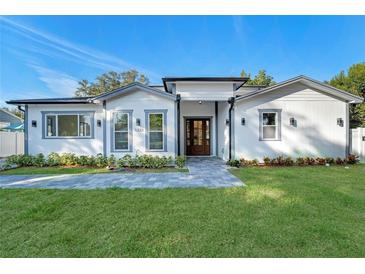 Front view of stylish house with walkway at 1333 W Smith St, Orlando, FL 32804