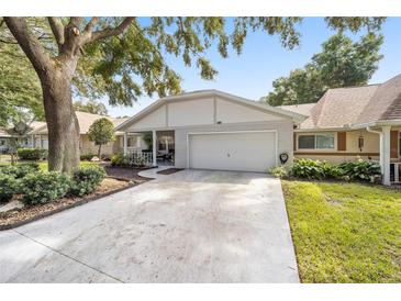 Photo one of 8556 Sw 90Th Ln # C Ocala FL 34481 | MLS OM687181