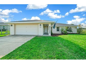 Photo one of 17 Juniper Loop Cir Ocala FL 34480 | MLS OM687812