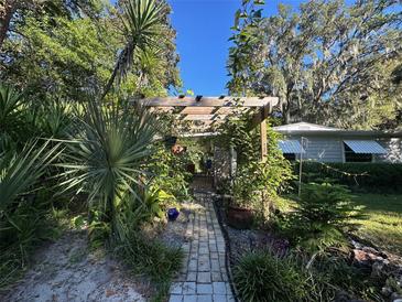 Photo one of 6605 Ne 23Rd Ave Ocala FL 34479 | MLS OM687876