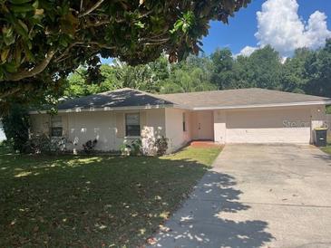 Photo one of 5452 Southgrove Dr Lakeland FL 33812 | MLS P4930282