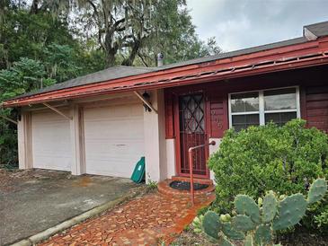 Photo one of 205 S Old Wire Rd Wildwood FL 34785 | MLS T3489480