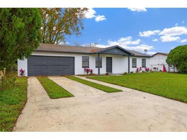 Photo one of 73 Alameda Dr Kissimmee FL 34743 | MLS T3496398