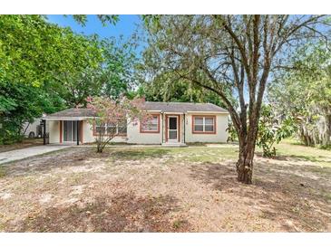 Photo one of 120 E Dicie Ave Eustis FL 32726 | MLS T3524019