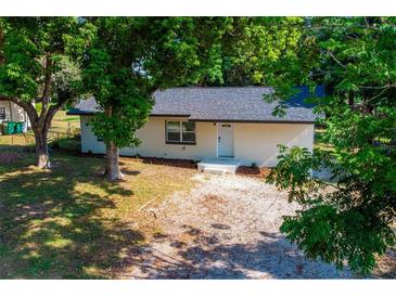 Photo one of 308 Forest St Fruitland Park FL 34731 | MLS T3525287