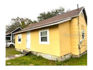 Photo one of 400 Sw 1St Ave Mulberry FL 33860 | MLS U8226853