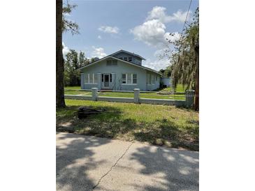 Photo one of 123 W 2Nd Ave Pierson FL 32180 | MLS V4936063
