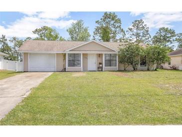 Photo one of 1553 West Pkwy Deland FL 32724 | MLS V4937648