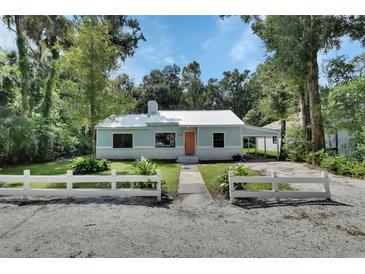 Photo one of 542 W Ohio Ave Deland FL 32720 | MLS V4938724