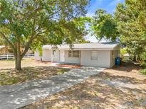 Charming ranch home with a well-maintained yard at 724 Hillside Ave, Lake Wales, FL 33853