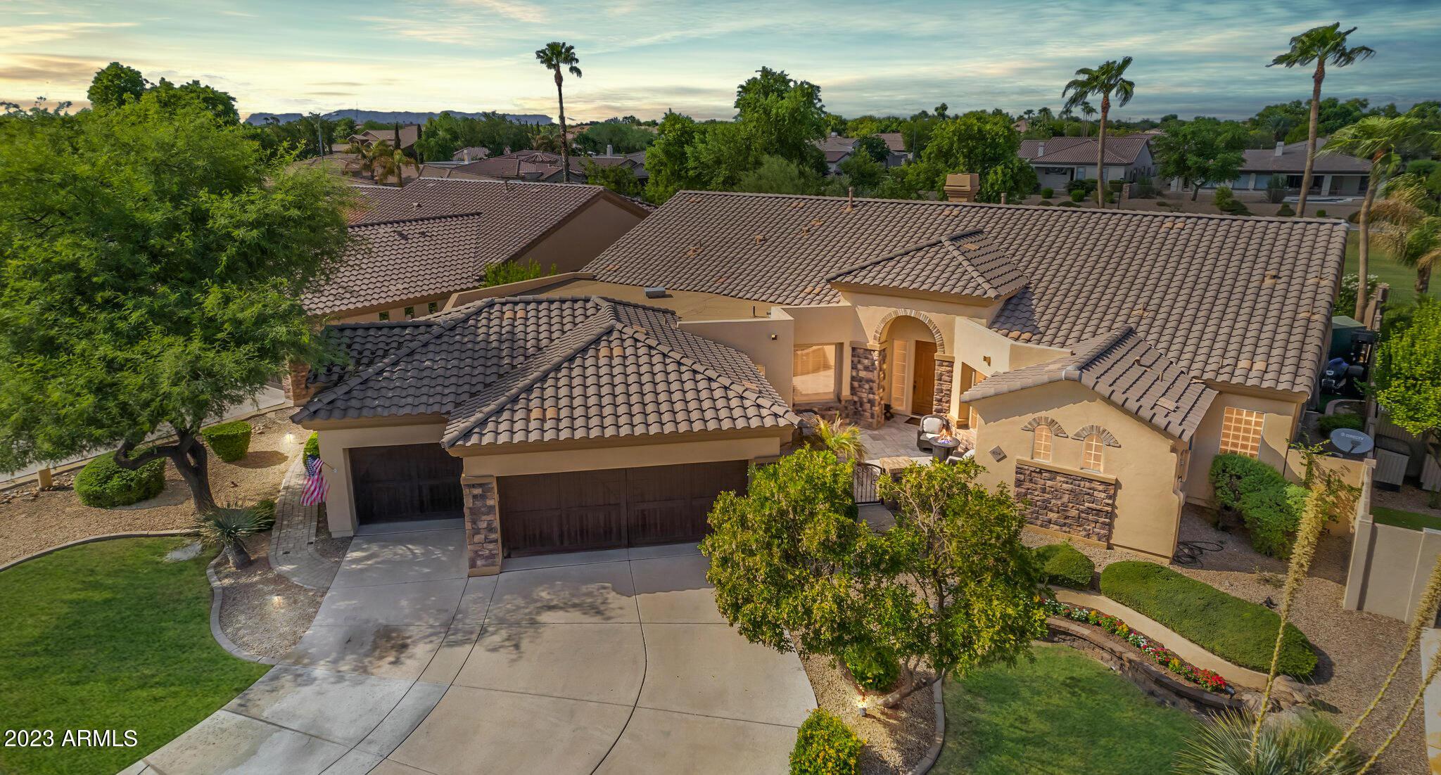 Photo one of 634 E County Down Dr Chandler AZ 85249 | MLS 6605647