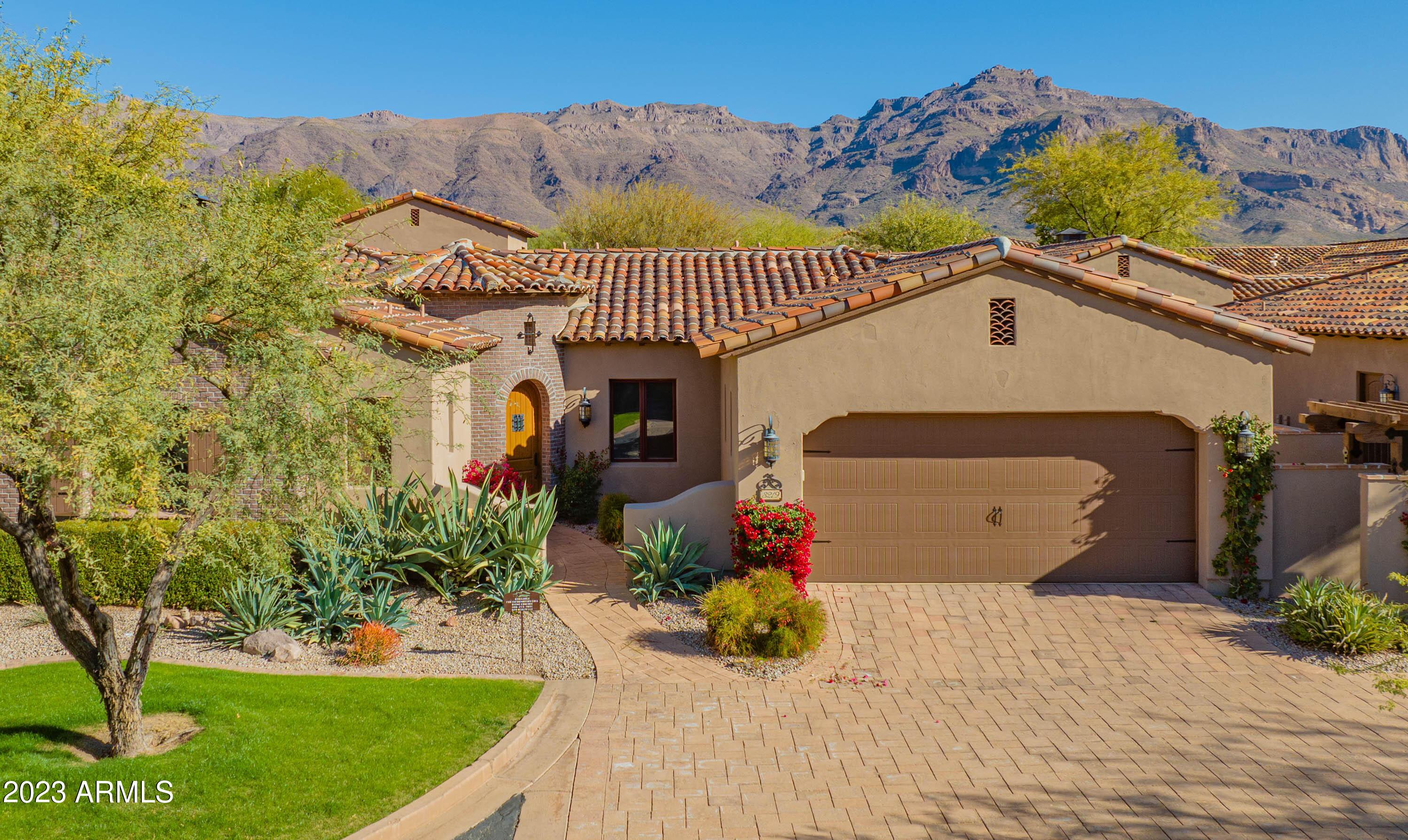 Photo one of 3219 S Silverberry Ct Gold Canyon AZ 85118 | MLS 6637034
