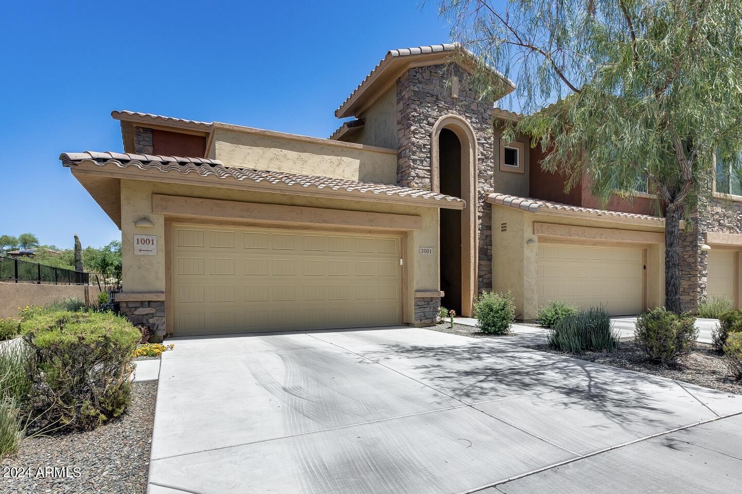 Photo one of 2425 W Bronco Butte Trl # 2001 Phoenix AZ 85085 | MLS 6653191