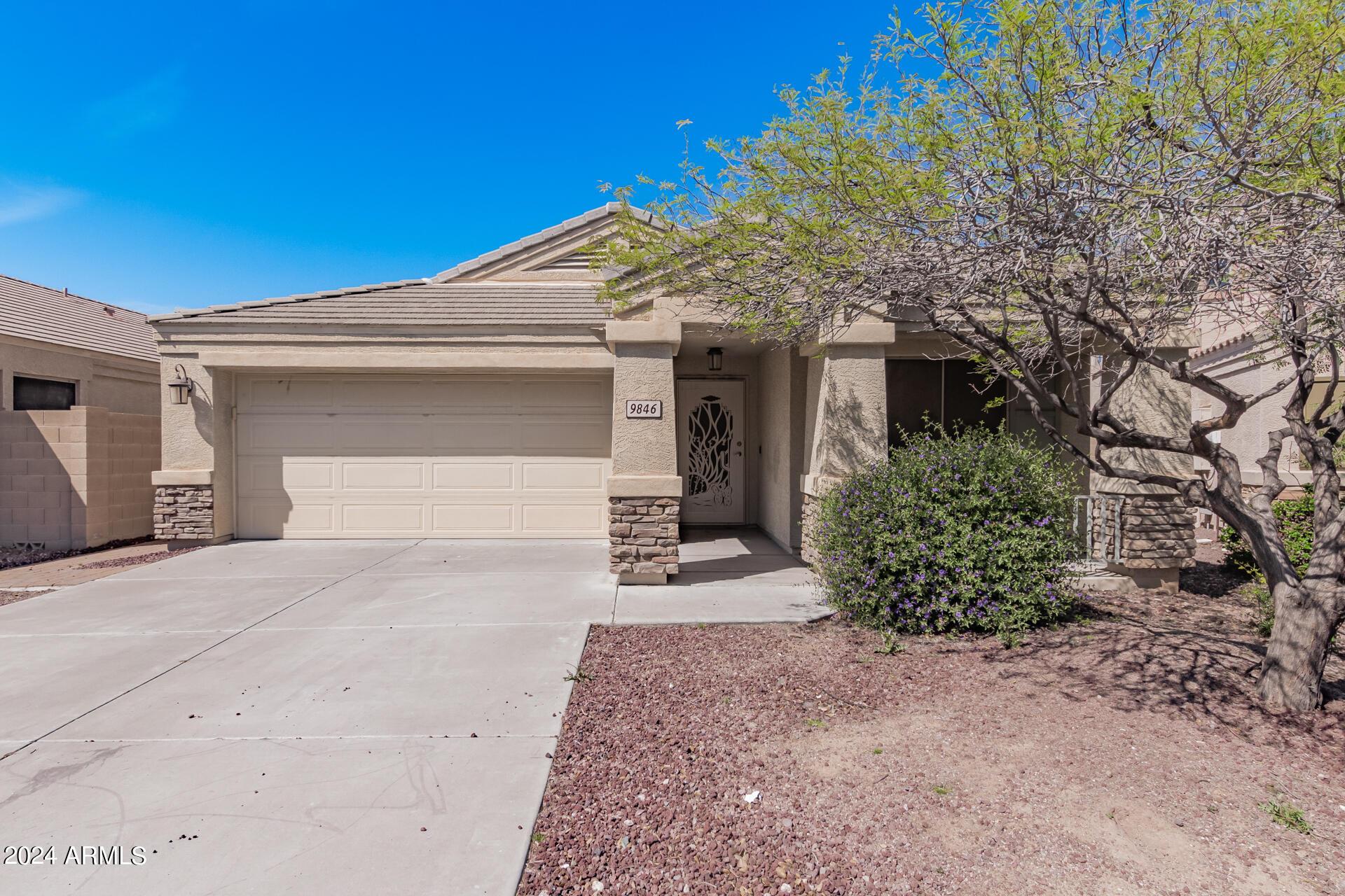 Photo one of 9846 W Deanna Dr Peoria AZ 85382 | MLS 6669406