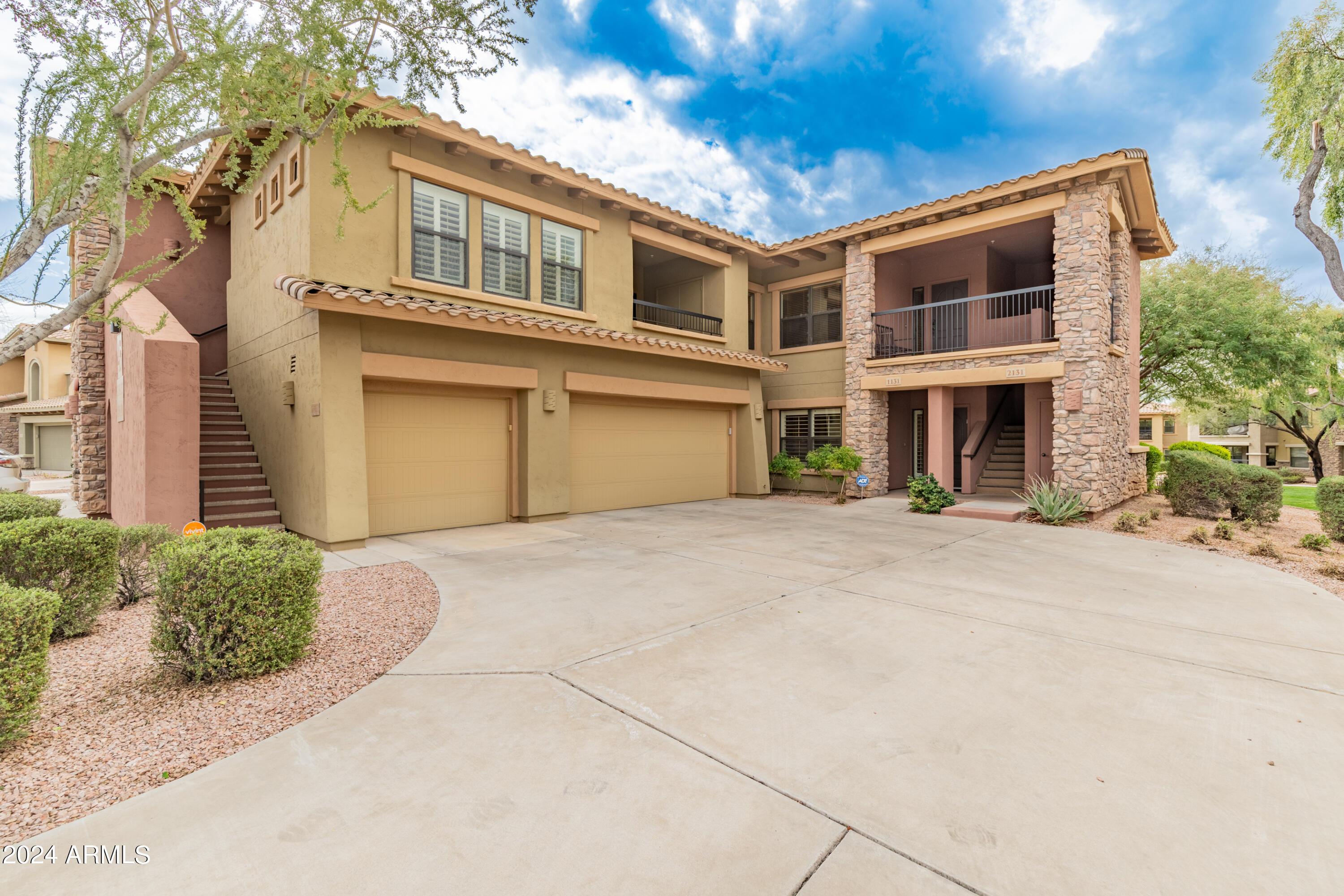 Photo one of 21320 N 56Th St # 1131 Phoenix AZ 85054 | MLS 6674674