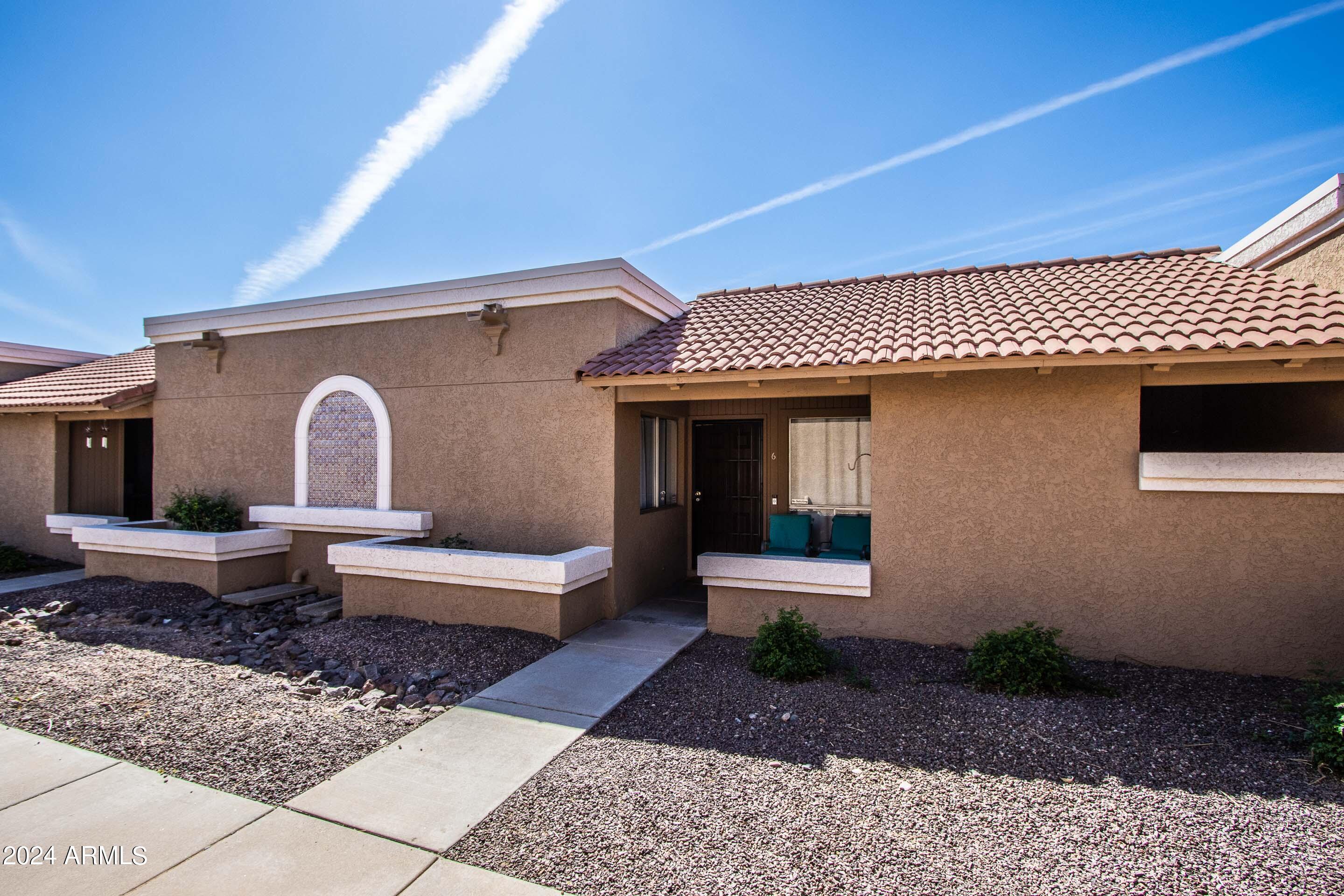 Photo one of 602 W Hononegh Dr # 6 Phoenix AZ 85027 | MLS 6681615