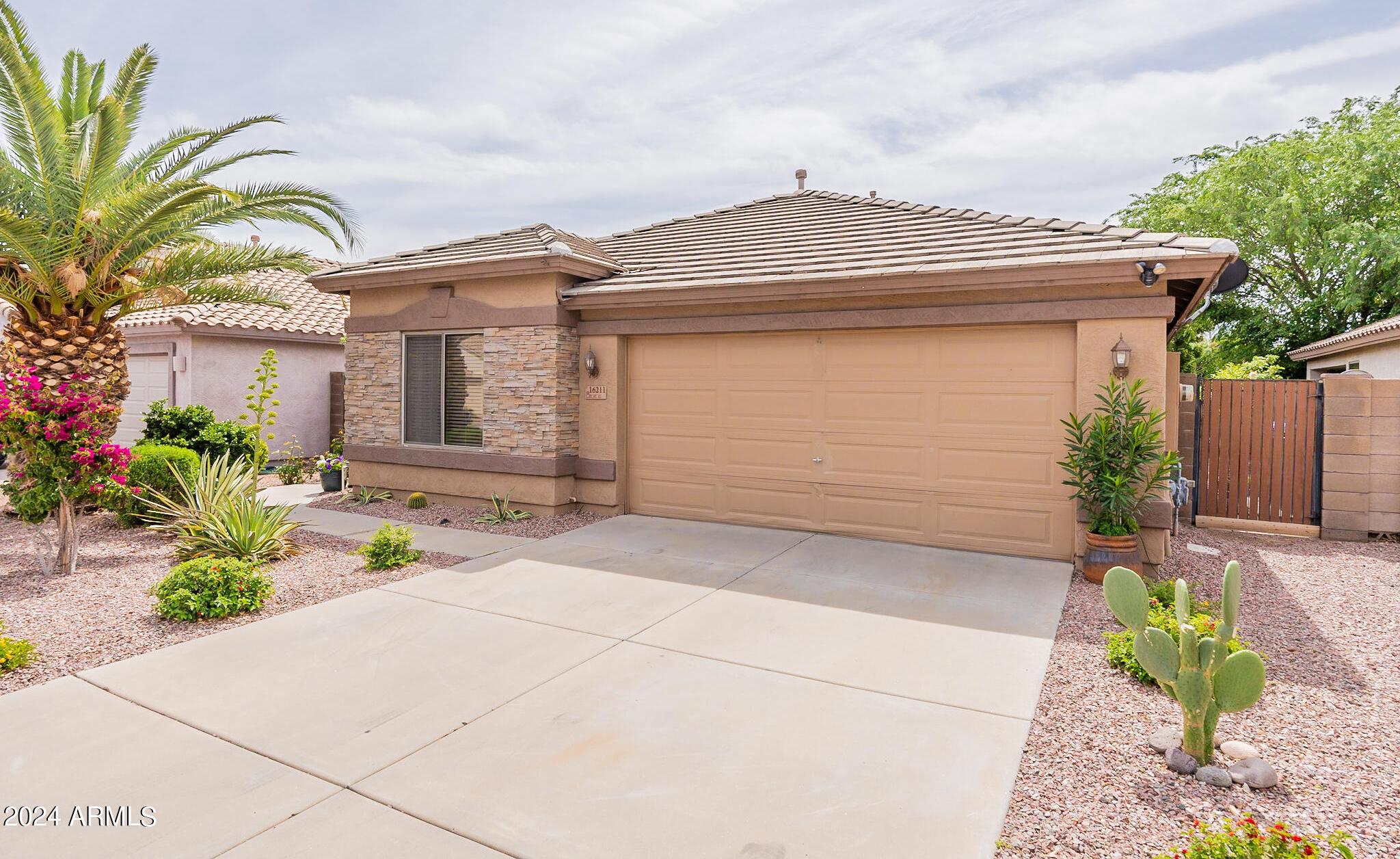 Photo one of 16211 W Young St Surprise AZ 85374 | MLS 6684853