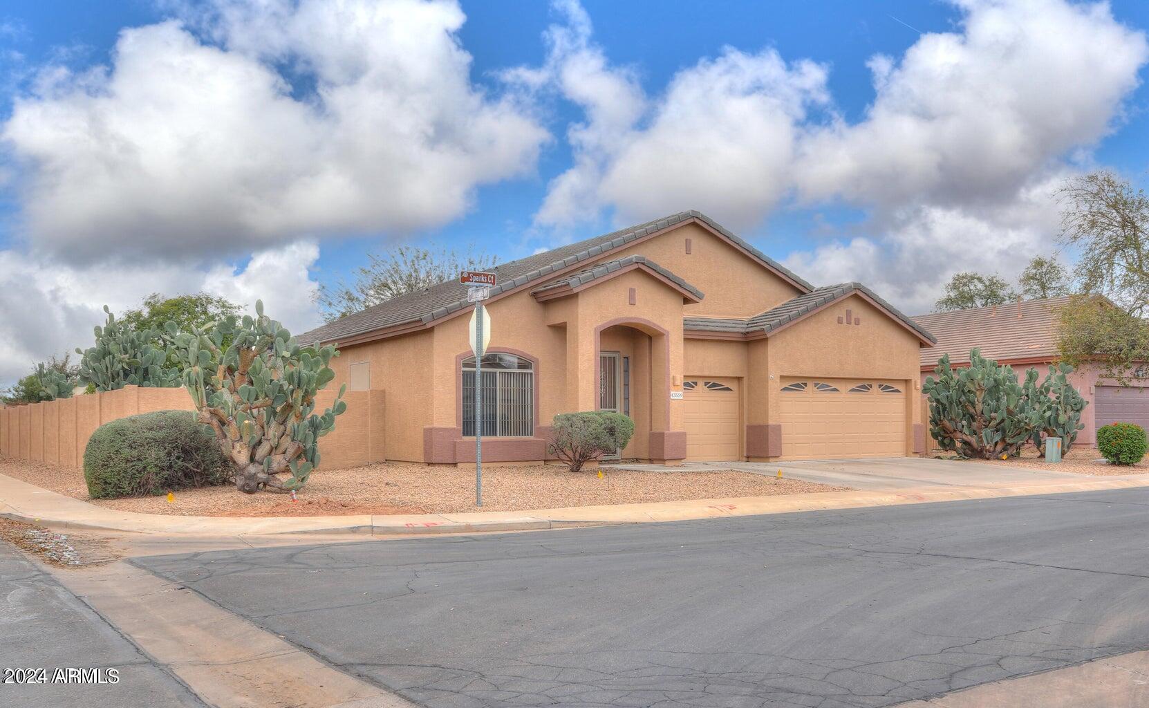 Photo one of 43559 W Sparks Ct Maricopa AZ 85138 | MLS 6684873