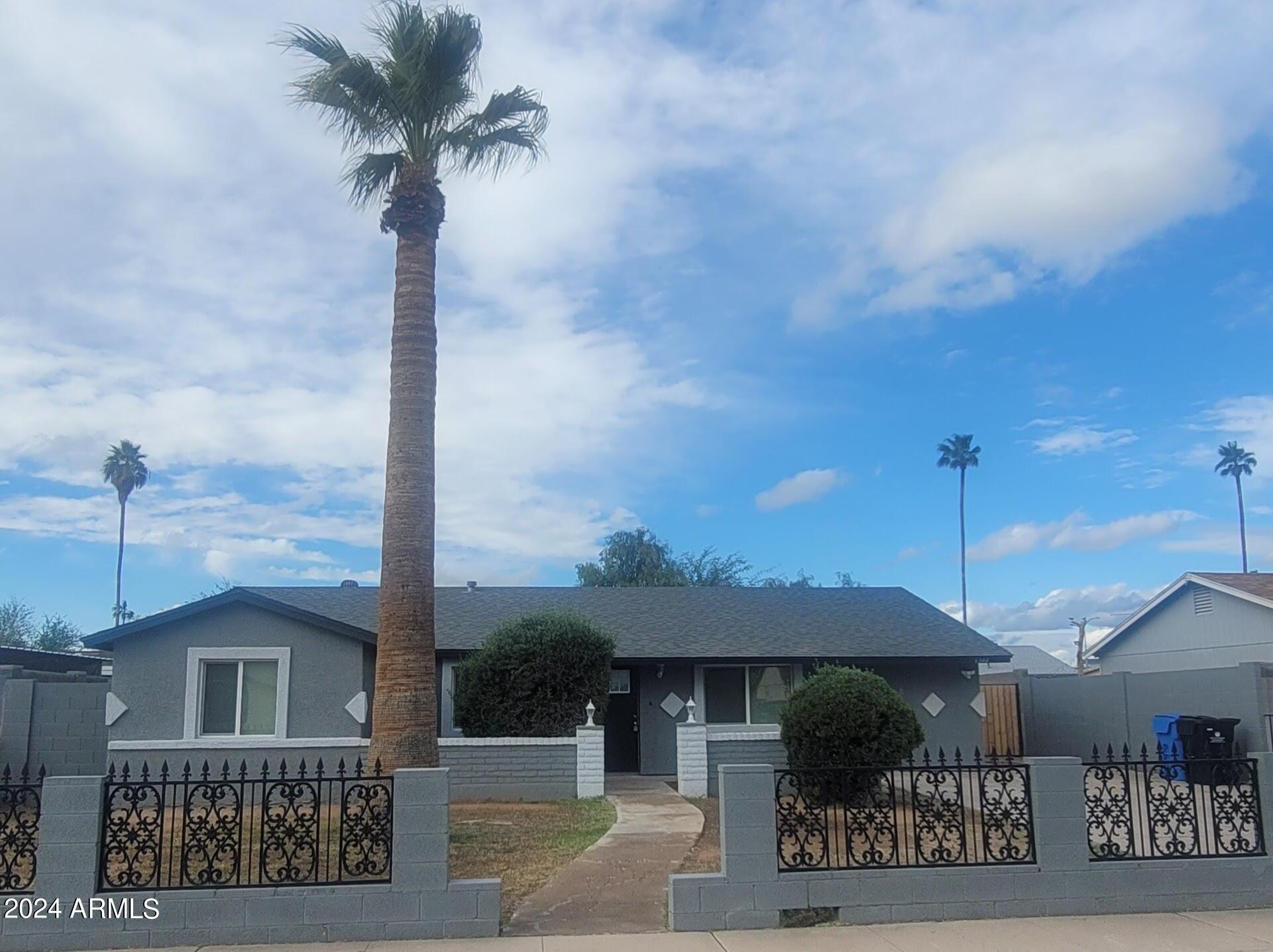 Photo one of 6344 W Berkeley Rd Phoenix AZ 85035 | MLS 6685860