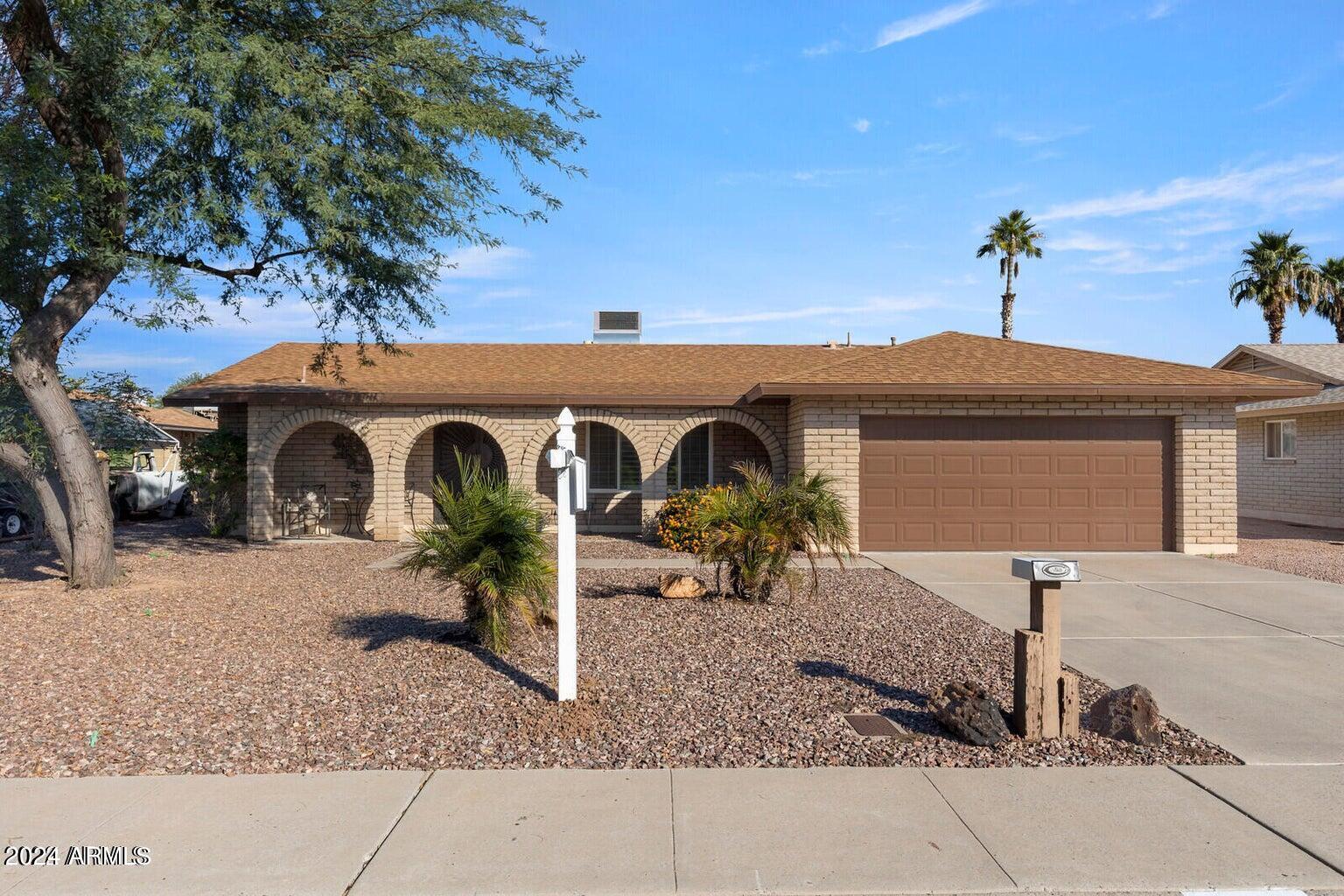 Photo one of 4718 W Laurie Ln Glendale AZ 85302 | MLS 6687127