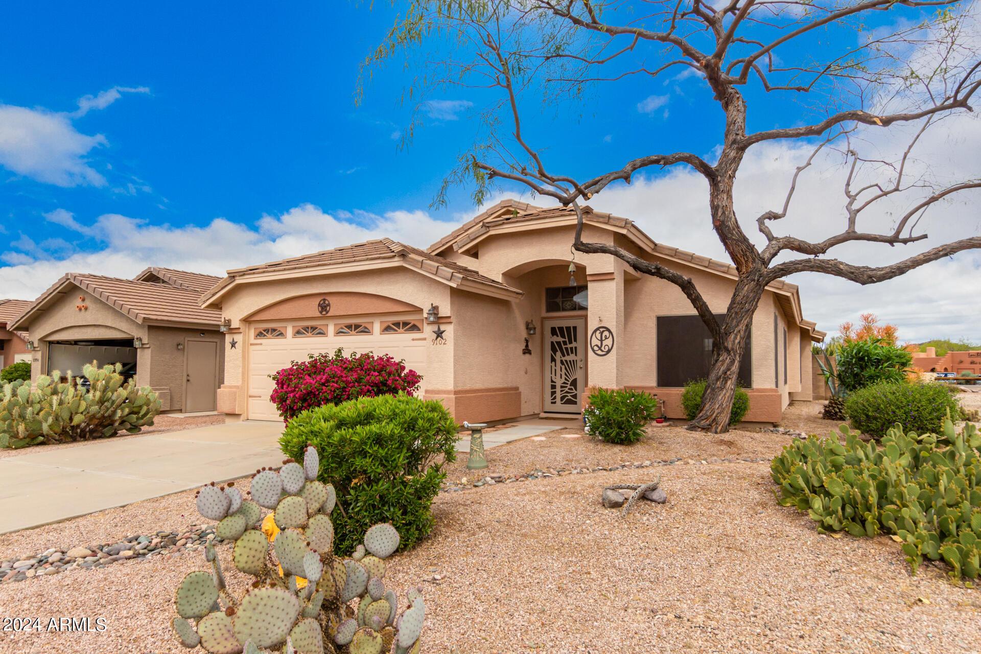 Photo one of 9102 E Avenida Las Noches -- Gold Canyon AZ 85118 | MLS 6687476