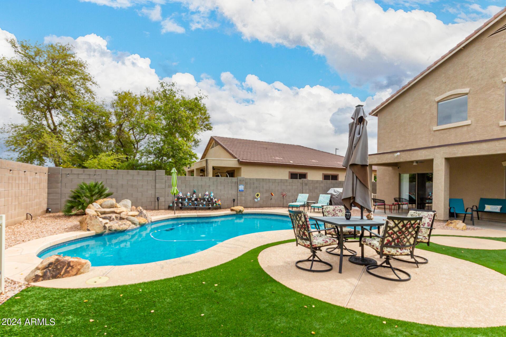Photo one of 434 S 166Th Dr Goodyear AZ 85338 | MLS 6689425
