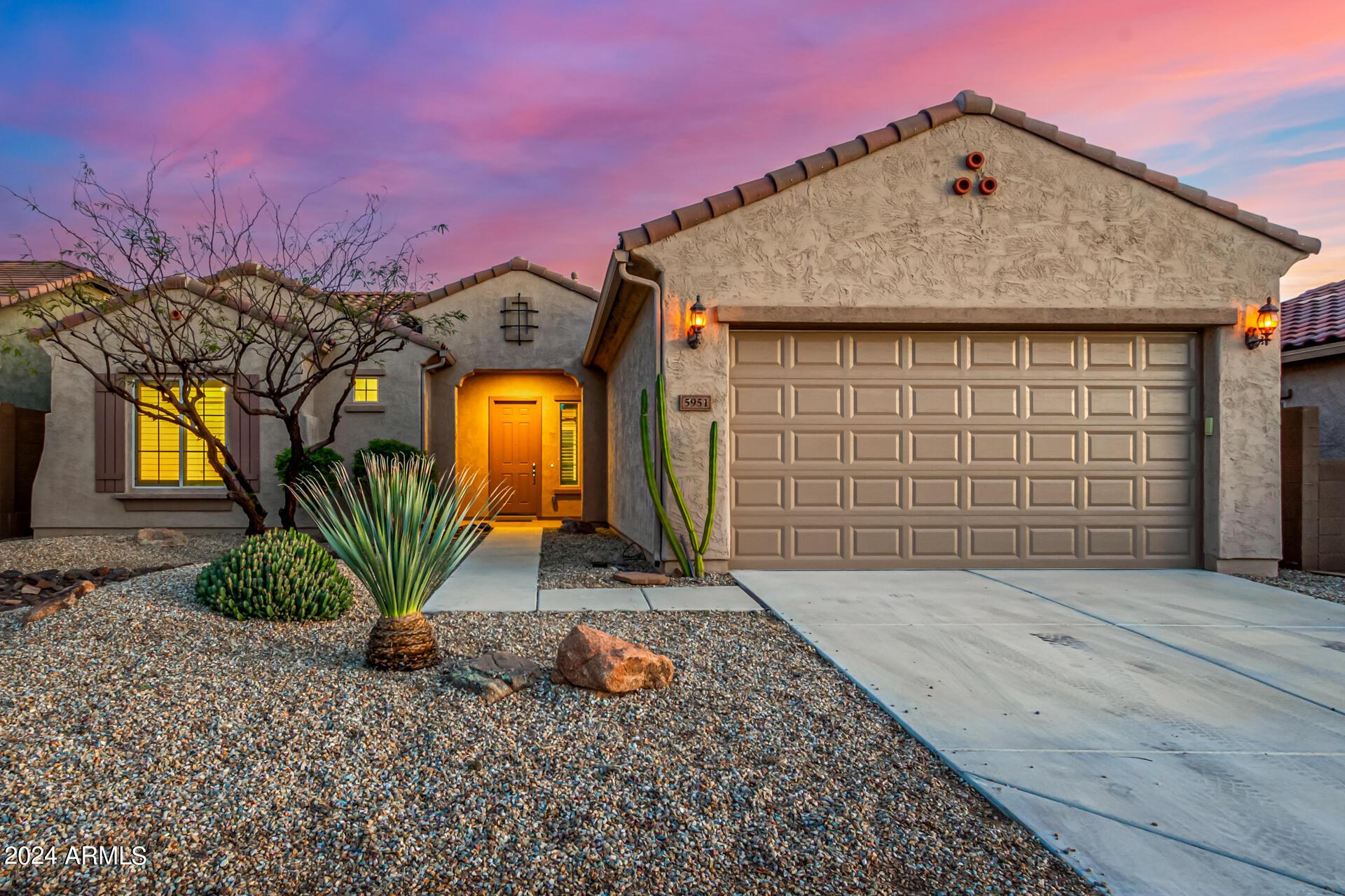 Photo one of 5951 E Sienna Bouquet Pl Cave Creek AZ 85331 | MLS 6689729