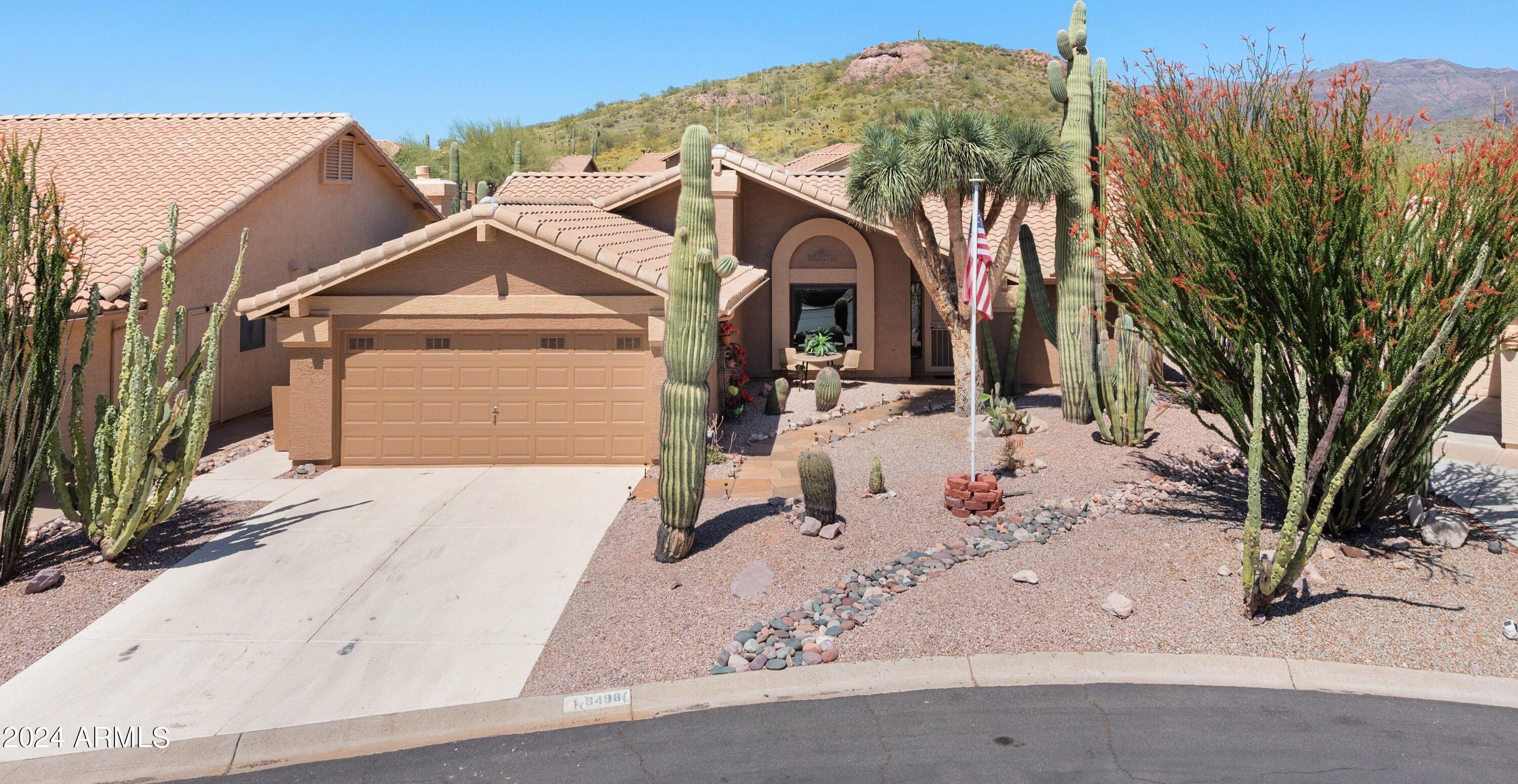 Photo one of 8498 E Golden Cholla Dr Gold Canyon AZ 85118 | MLS 6690997