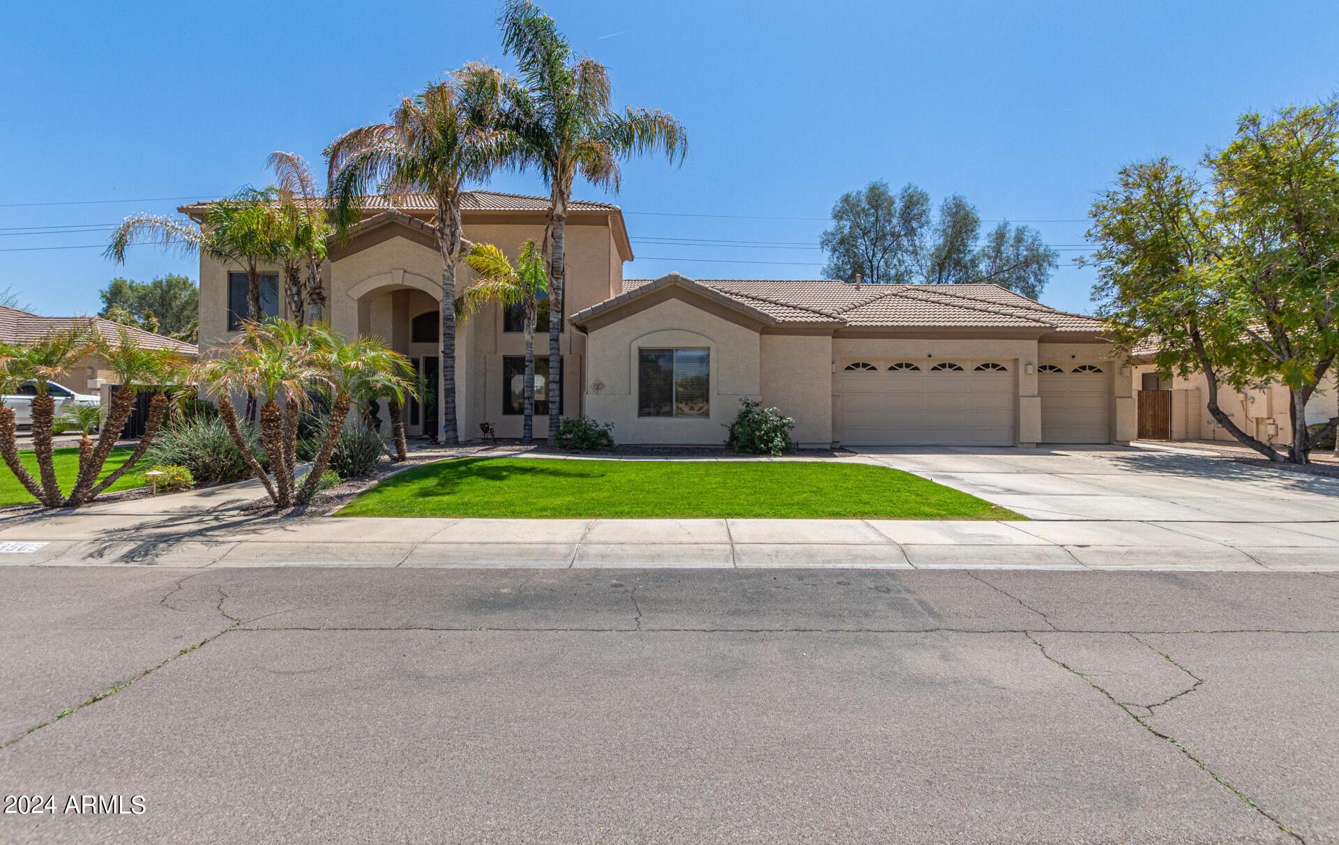 Photo one of 3503 E Princeton Ct Gilbert AZ 85234 | MLS 6691810