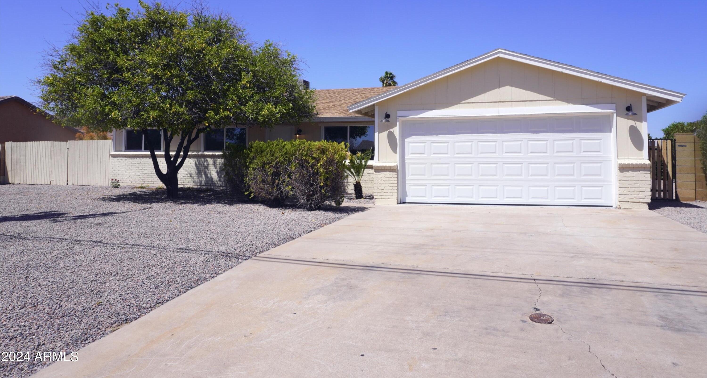 Photo one of 220 W 16Th Ave Apache Junction AZ 85120 | MLS 6692508
