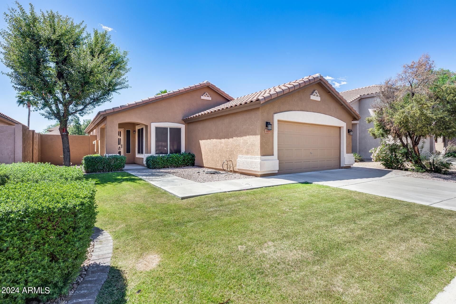 Photo one of 7417 W Tonopah Dr Glendale AZ 85308 | MLS 6693362