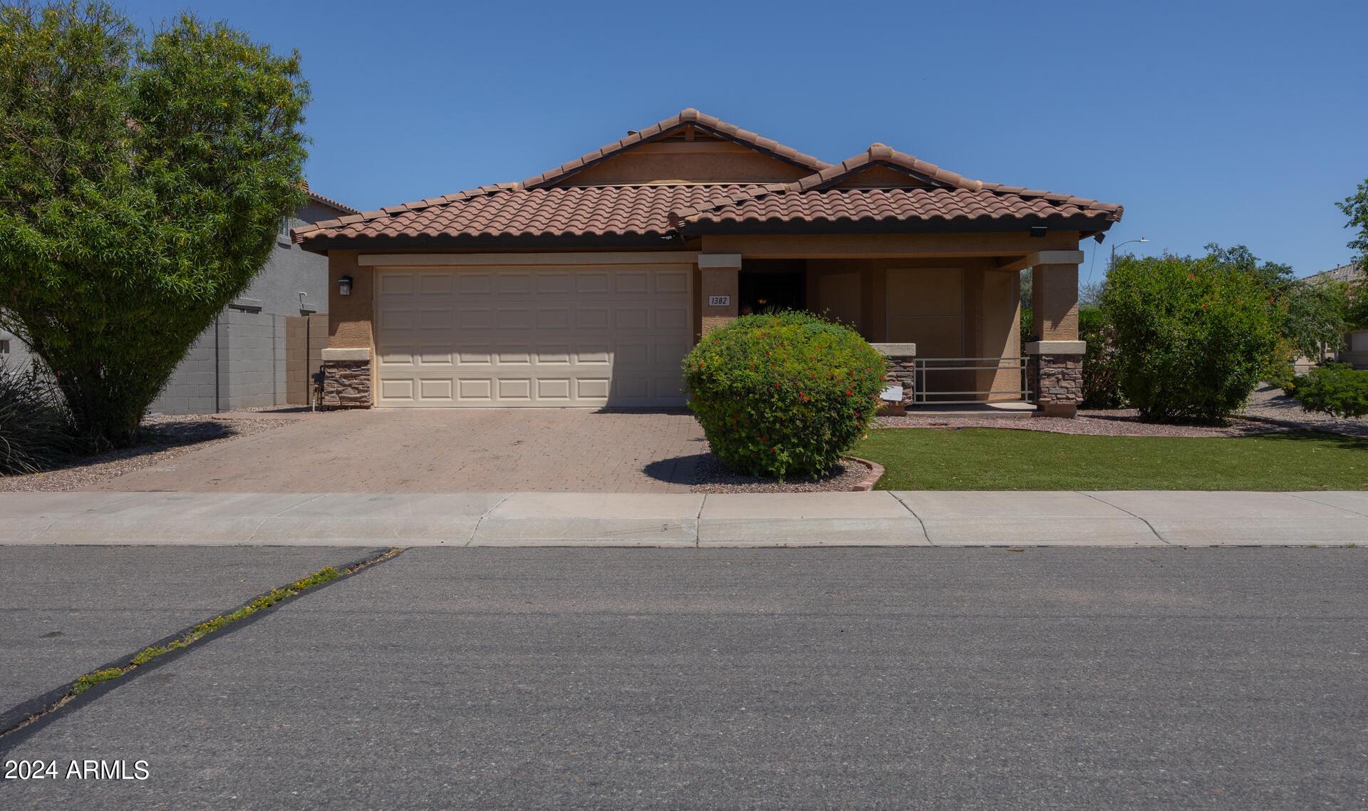 Photo one of 1382 E Jardin Dr Casa Grande AZ 85122 | MLS 6693382