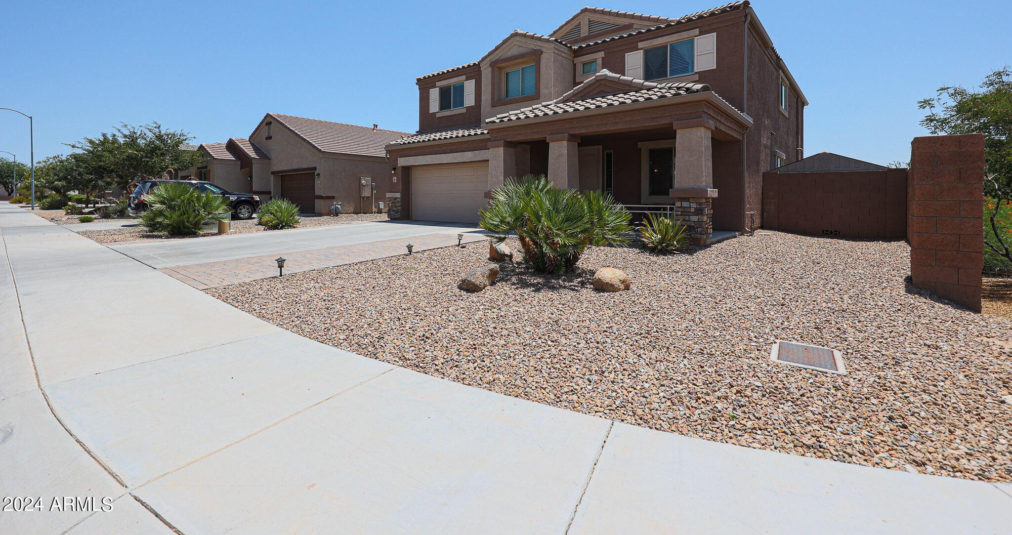 Photo one of 9337 W Medlock Dr Glendale AZ 85305 | MLS 6693625