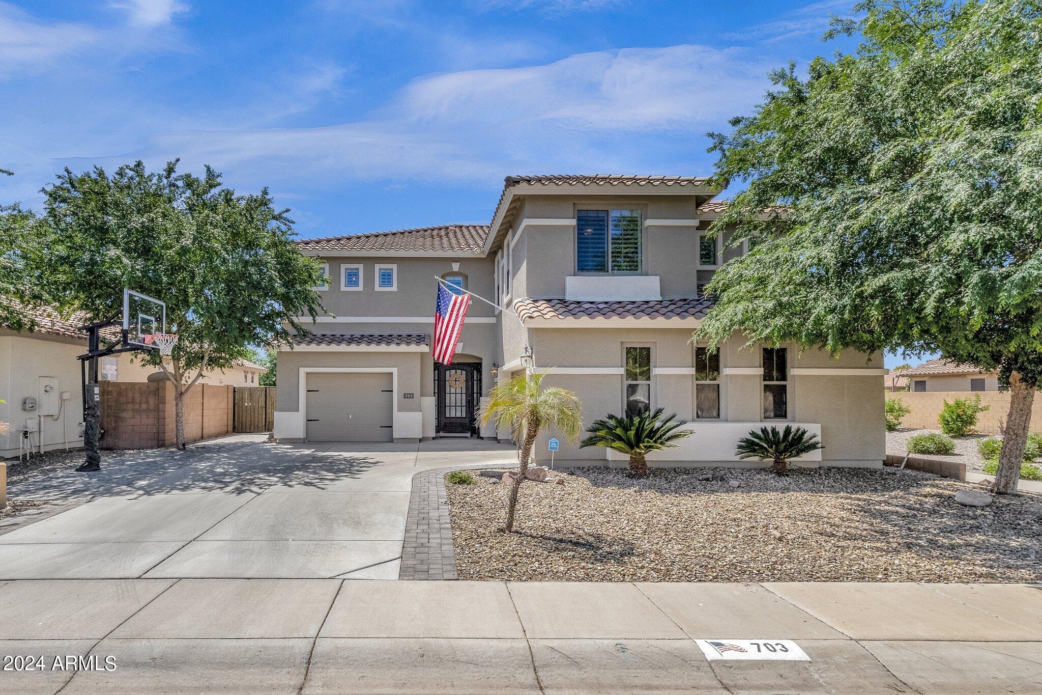 Photo one of 703 E Hummingbird Way Gilbert AZ 85297 | MLS 6693687