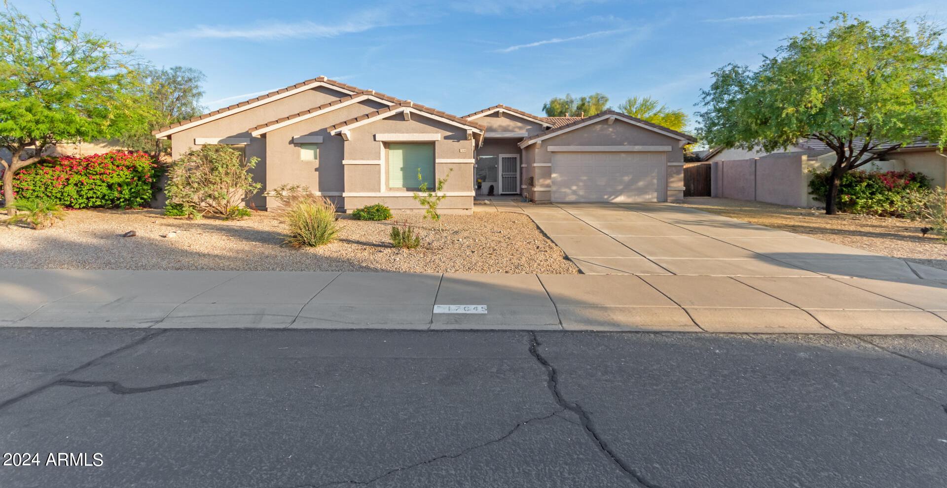 Photo one of 17645 W Polaris Dr Goodyear AZ 85338 | MLS 6695505