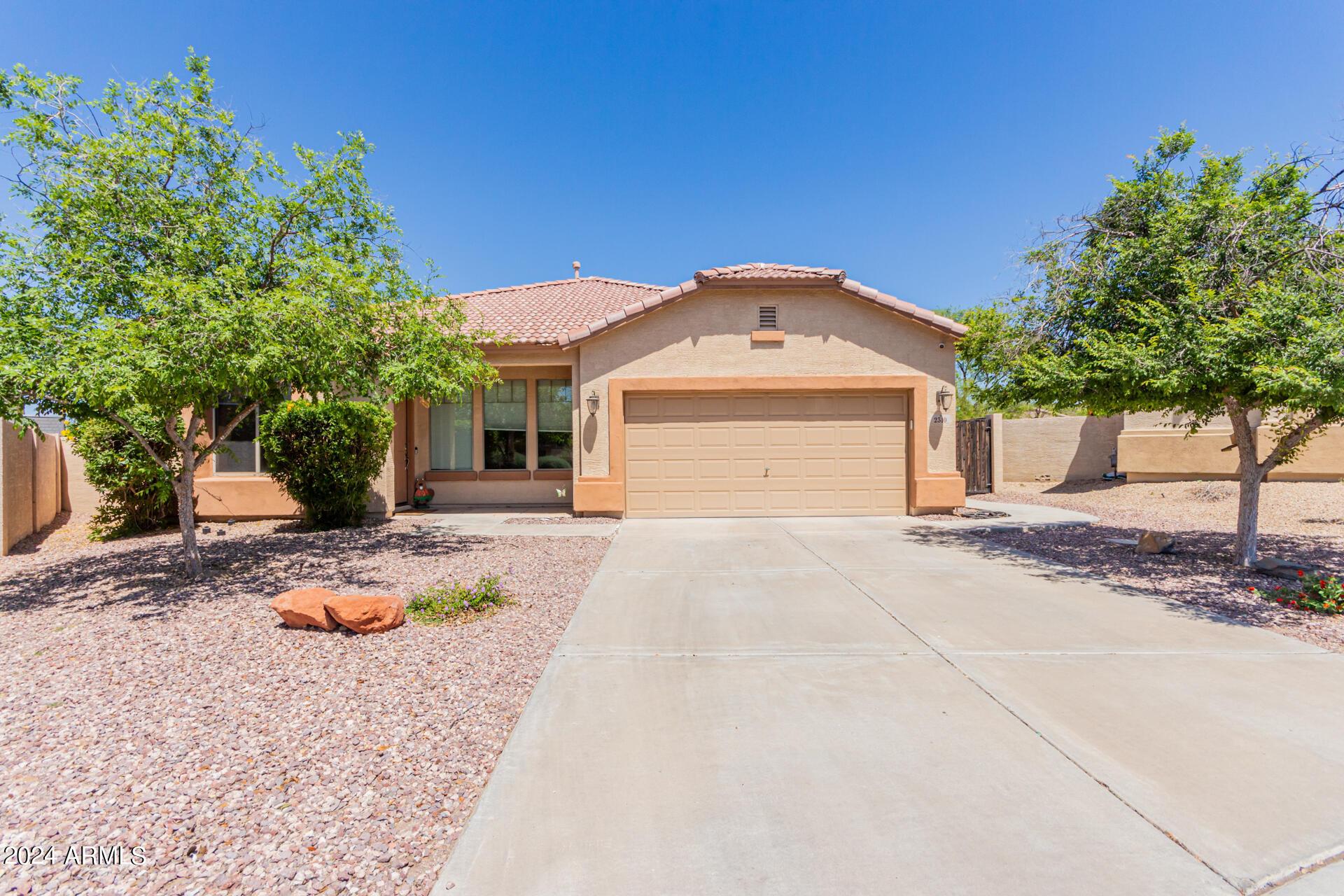 Photo one of 2310 W Beverly Rd Phoenix AZ 85041 | MLS 6696157