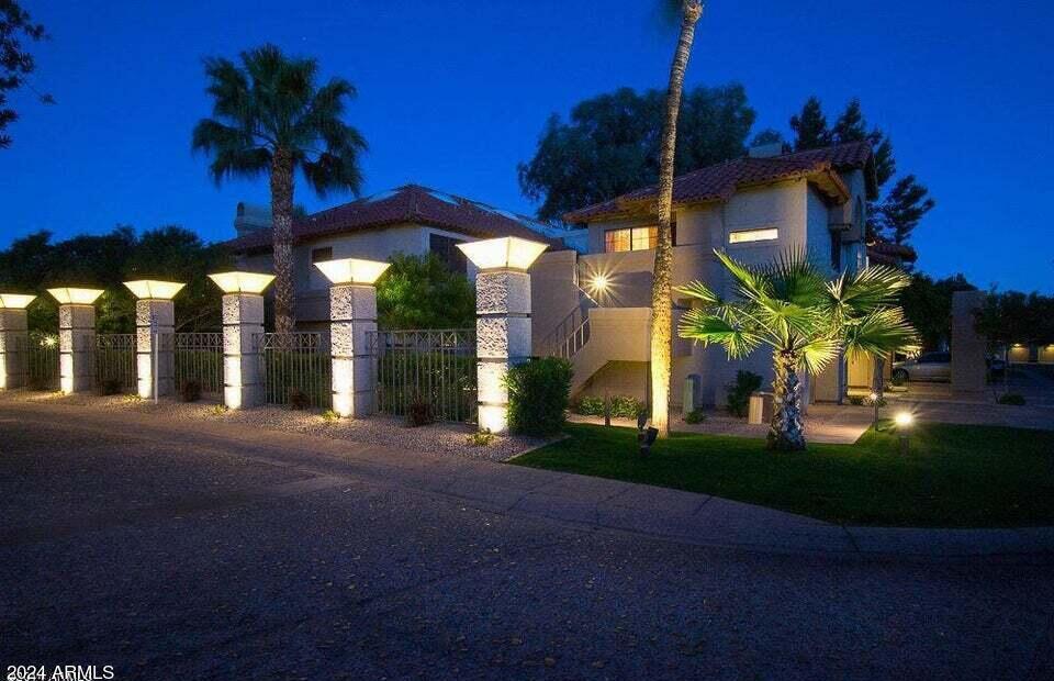 Photo one of 10015 E Mountain View Rd # 2011 Scottsdale AZ 85258 | MLS 6718610