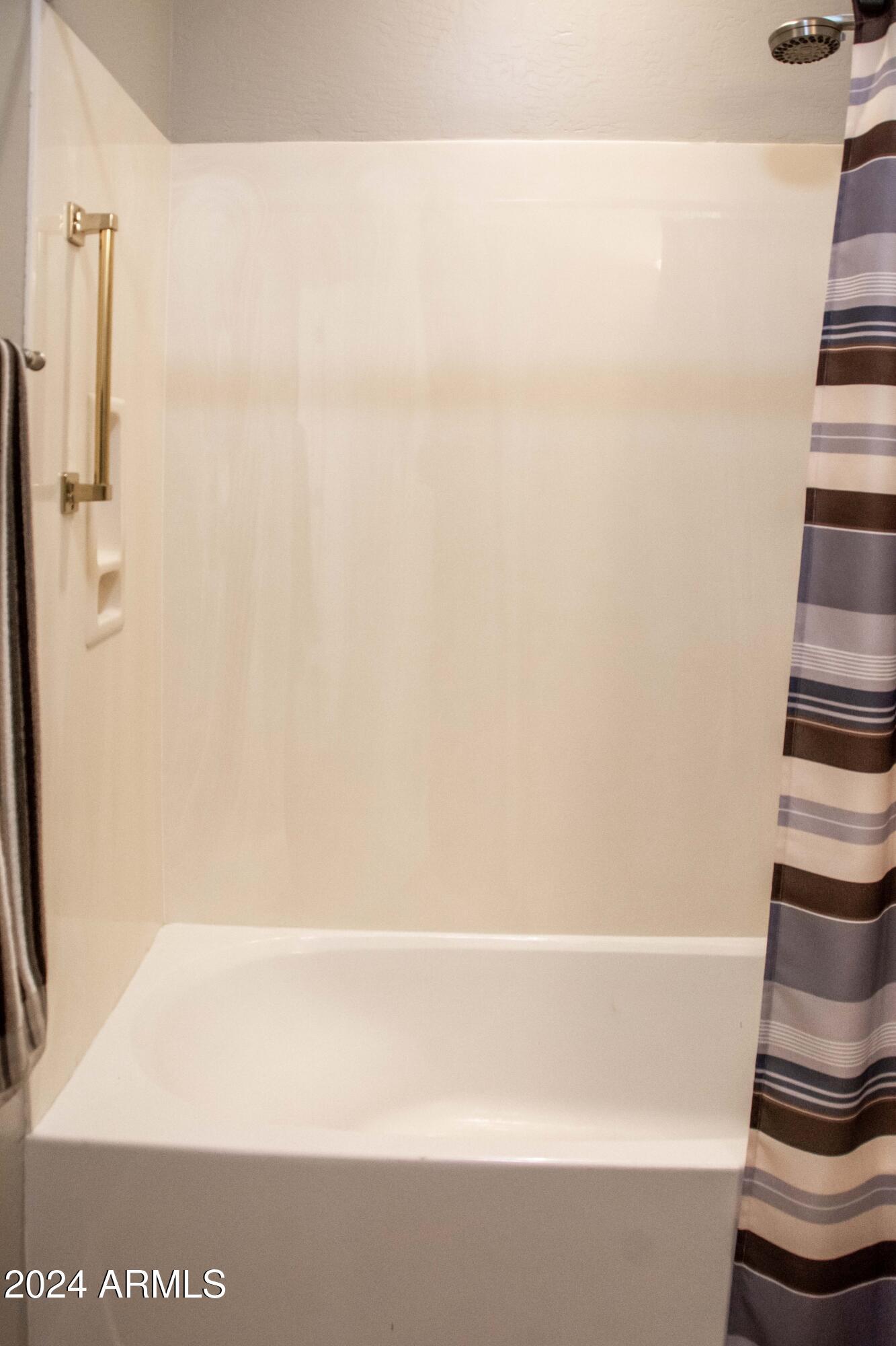 Photo #33
