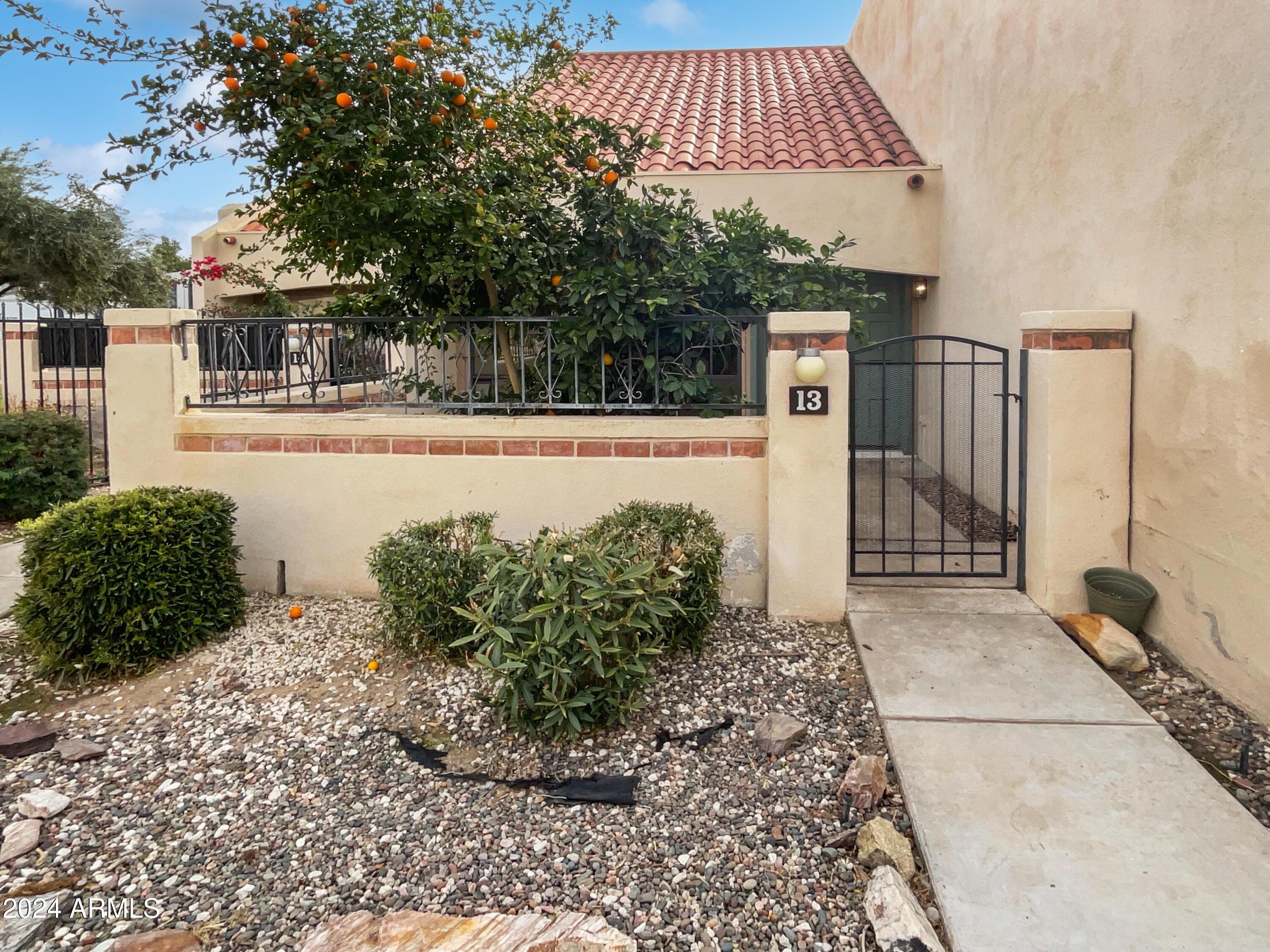 Photo one of 11444 N 28Th Dr # 13 Phoenix AZ 85029 | MLS 6795268